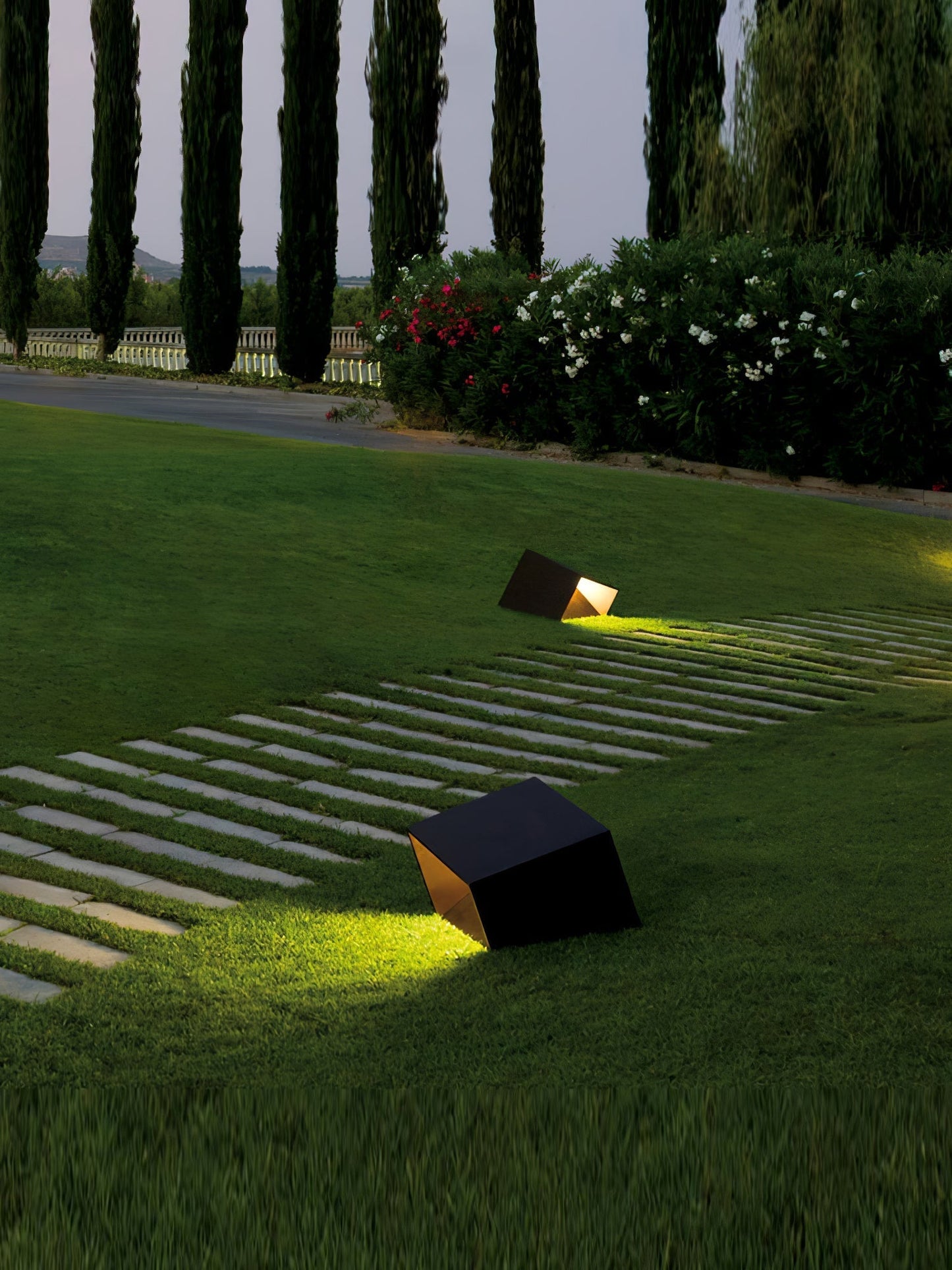 Cube Garden Outdoor Light Table lamp