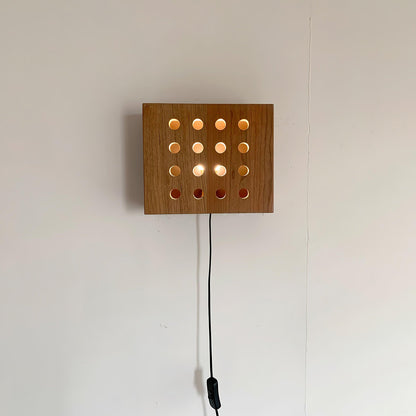 Cubiform Constellation Wall Lamp W 9.8″ x H 8.5″ / W 25cm x H 21.5cm / Cherry wood color / US Plug Wall lamp