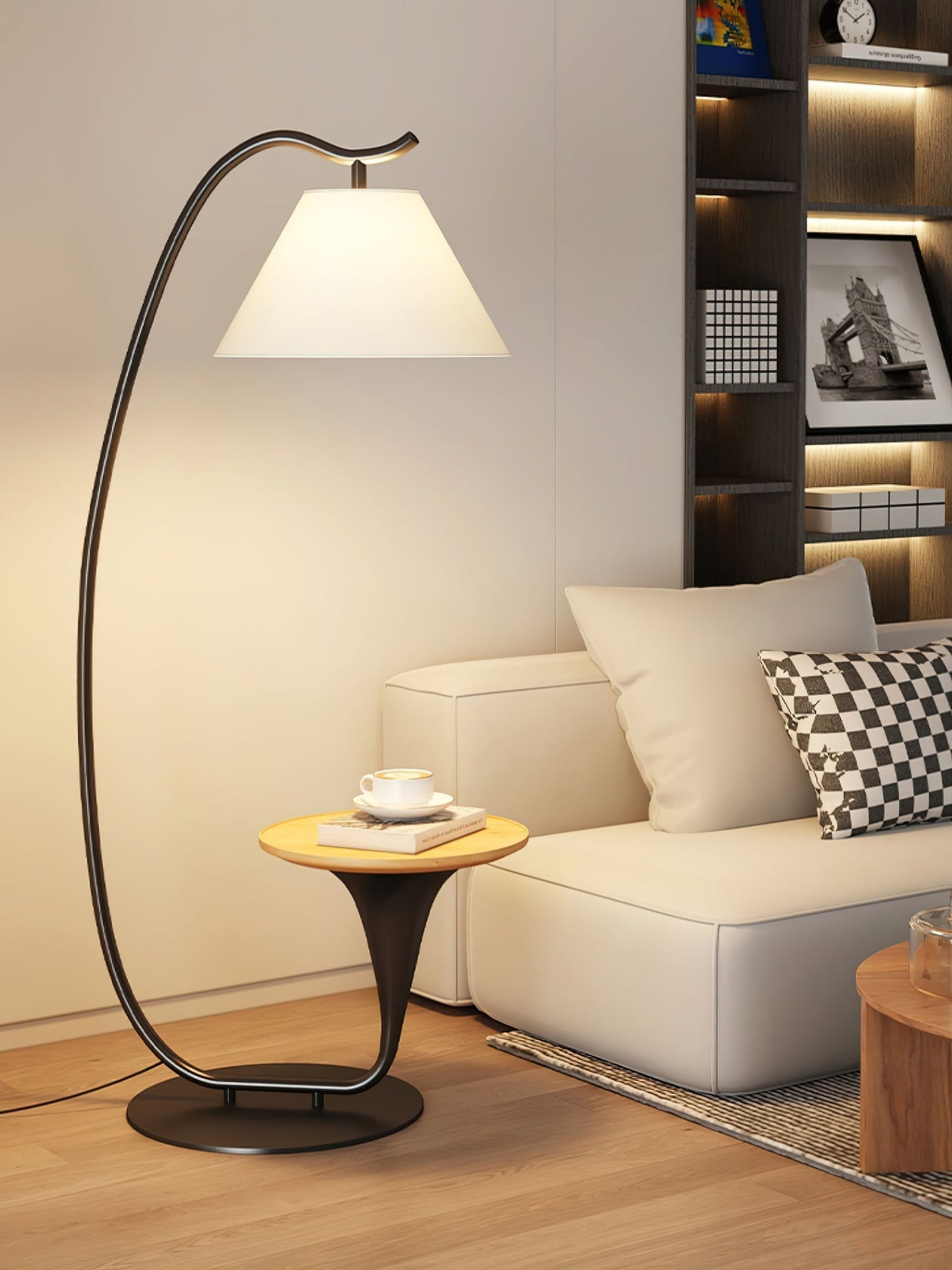 Curvature Floor Lamp Floor lamp