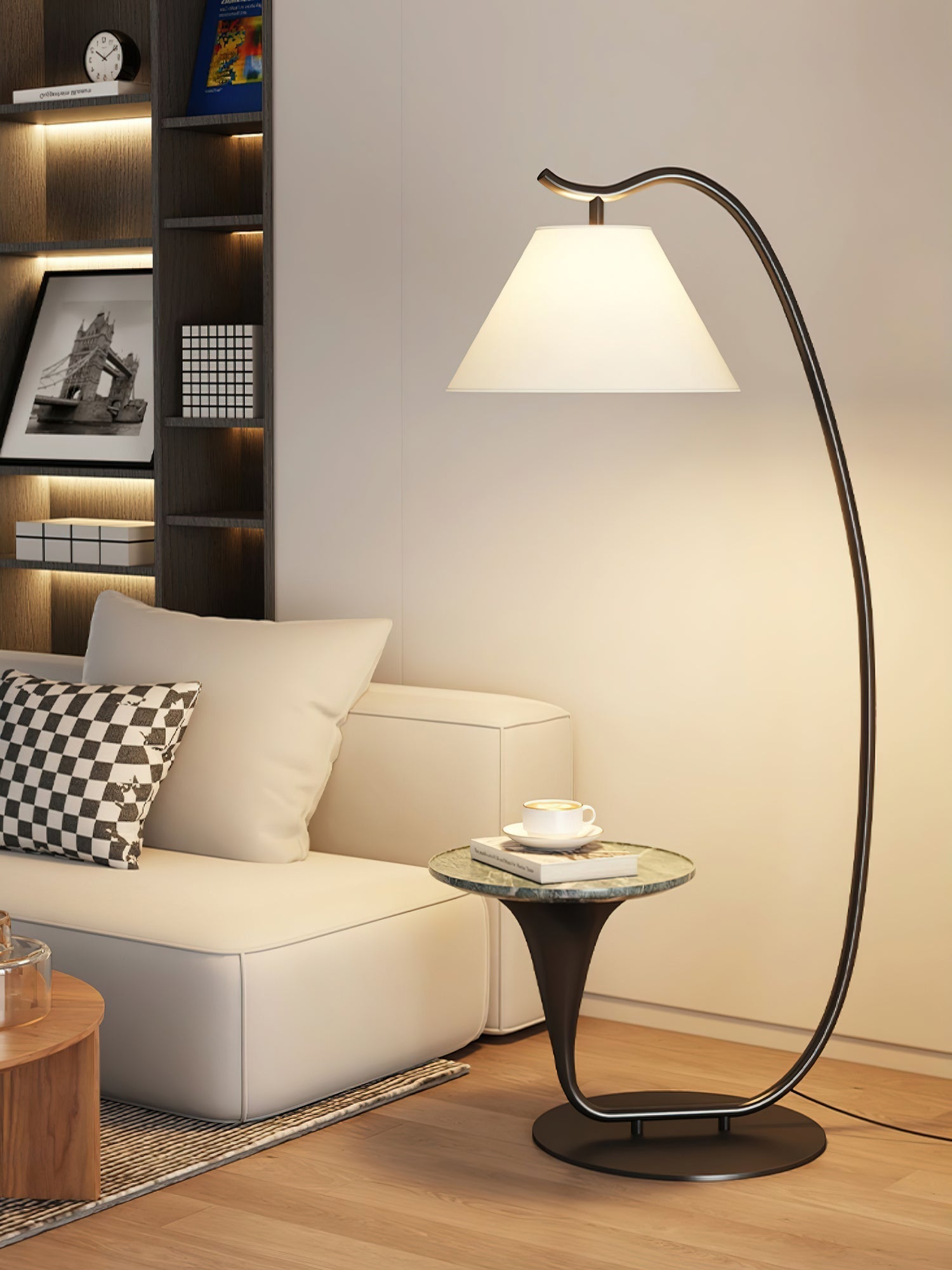 Curvature Floor Lamp Floor lamp