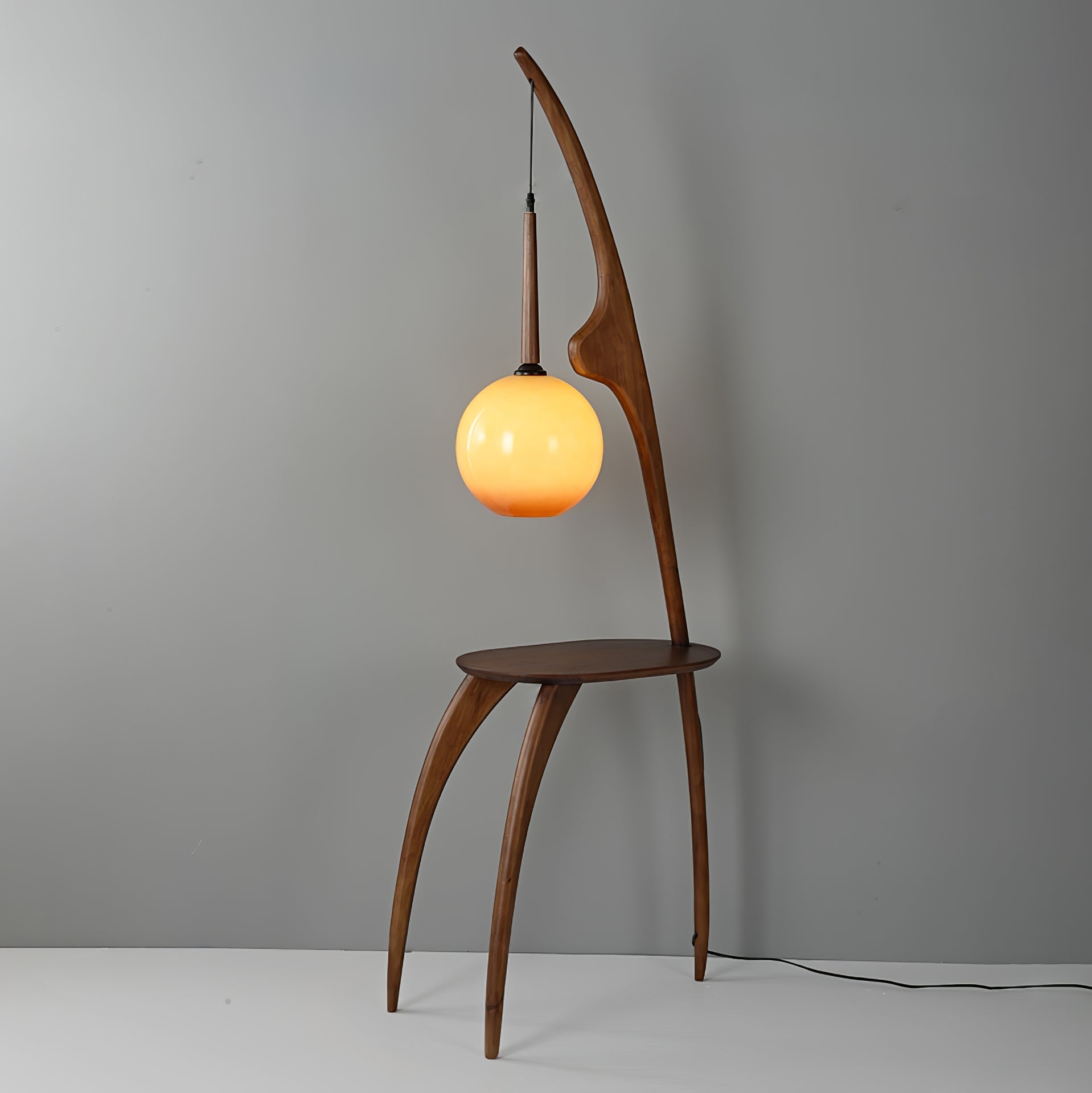 Curved Mantis Arm Floor Lamp Floor lamp