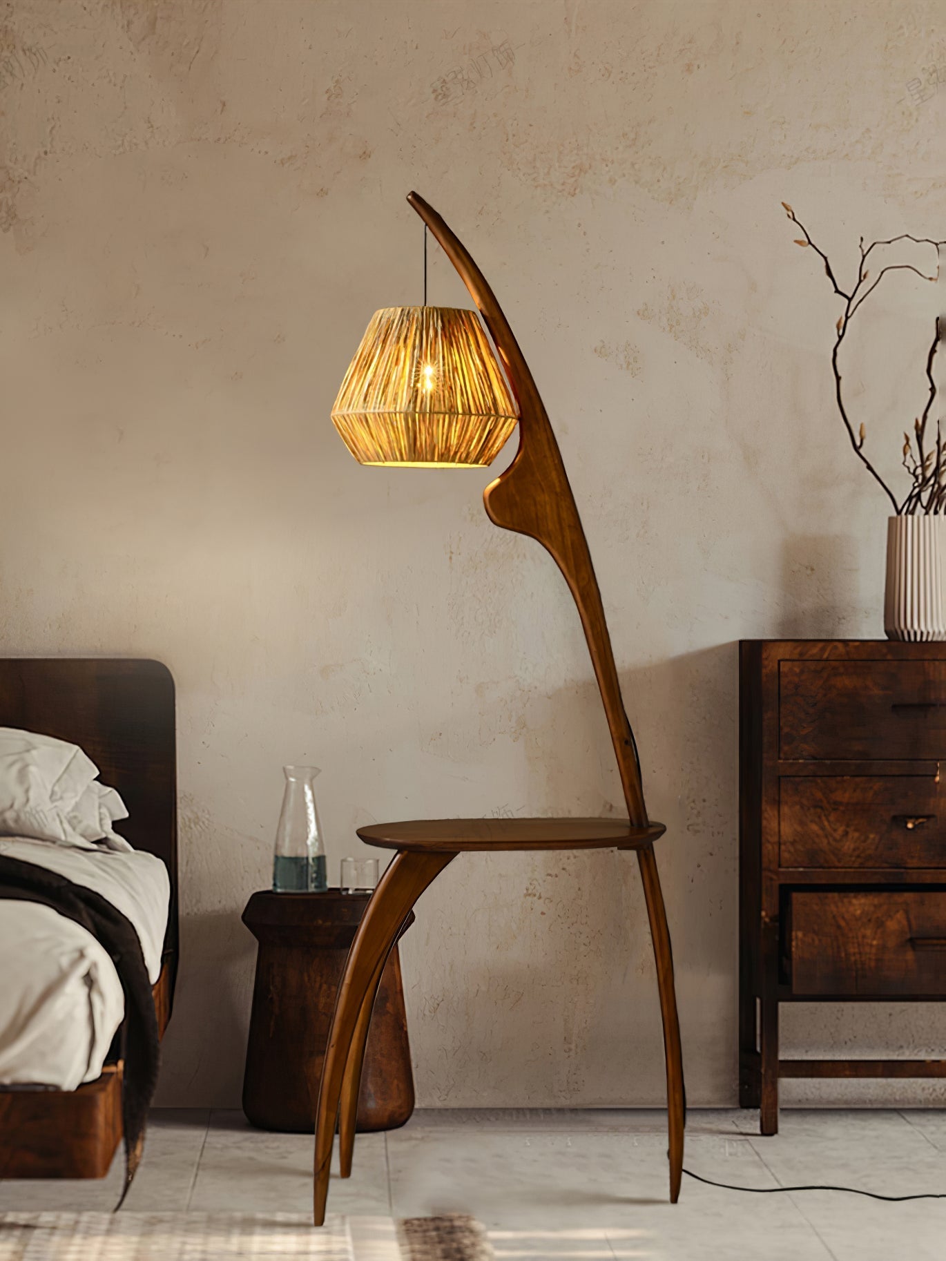 Curved Mantis Arm Floor Lamp Floor lamp