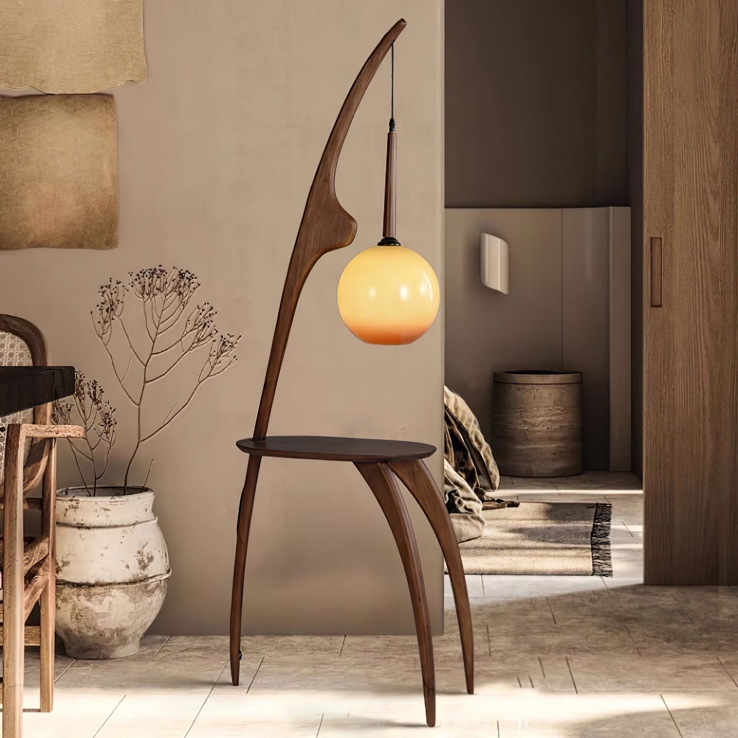 Curved Mantis Arm Floor Lamp Floor lamp