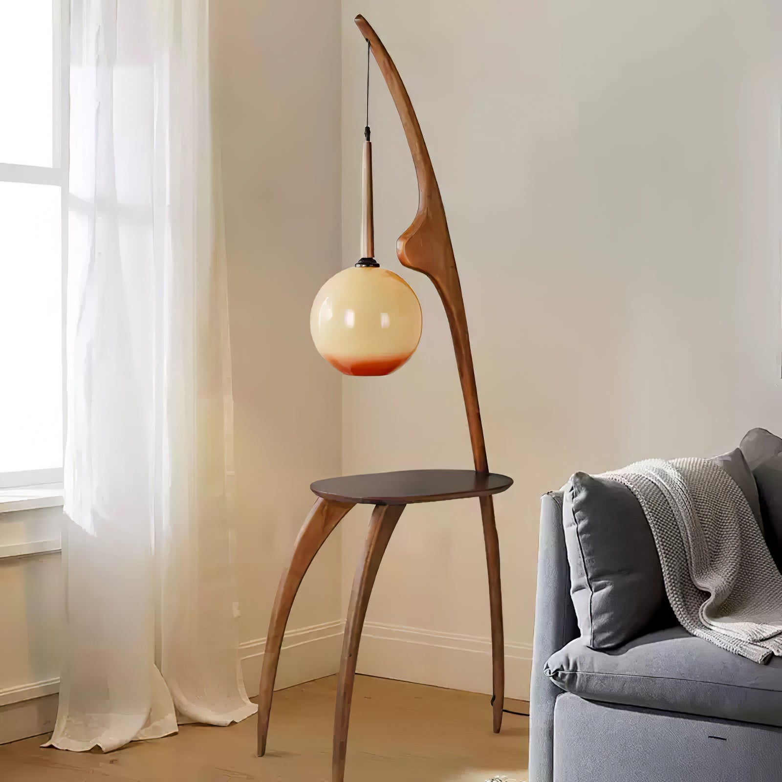 Curved Mantis Arm Floor Lamp Floor lamp