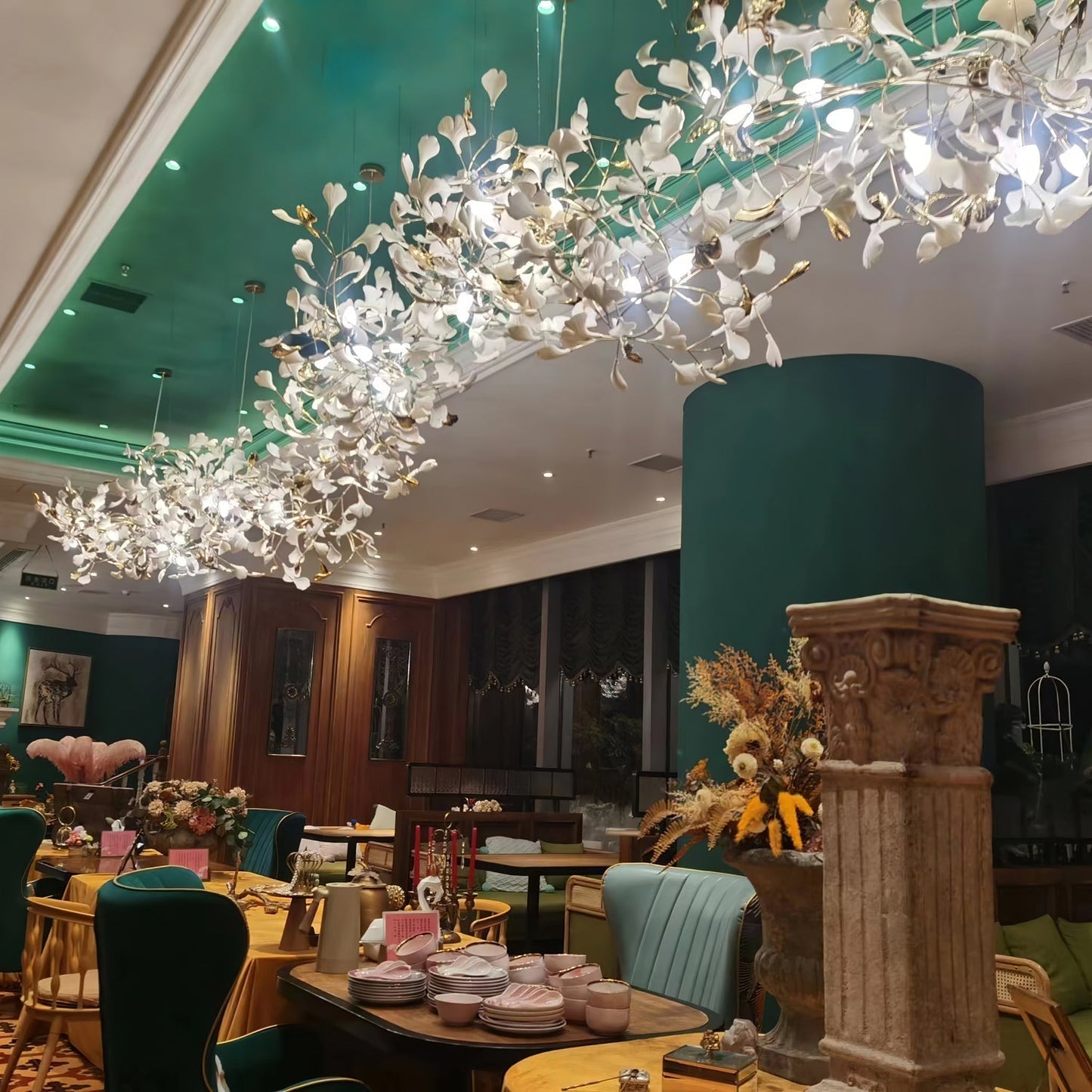 Gingko Leaves Chandelier L 196.8″ x W 31.5″ x H 59.1″ / L 300cm x W 80cm x H 150cm / White & Gold Chandelier