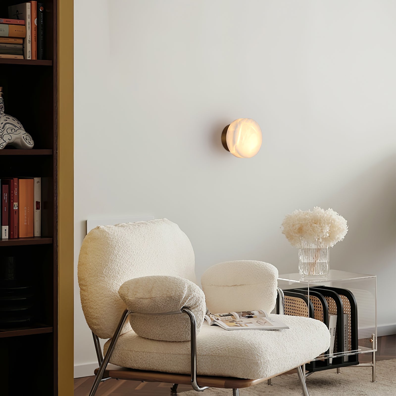 Cylindrical Alabaster Wall Light Wall lamp
