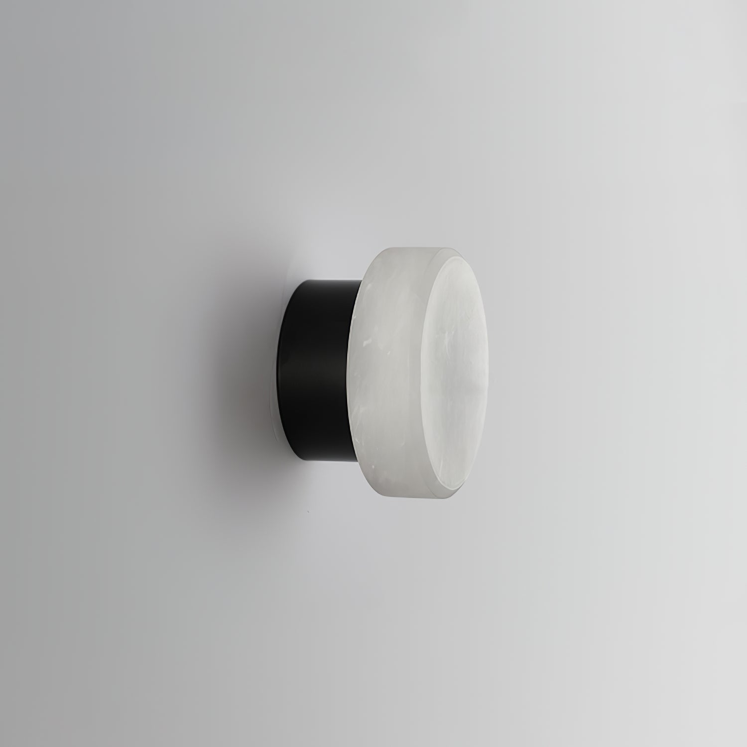 Cylindrical Alabaster Wall Light Wall lamp