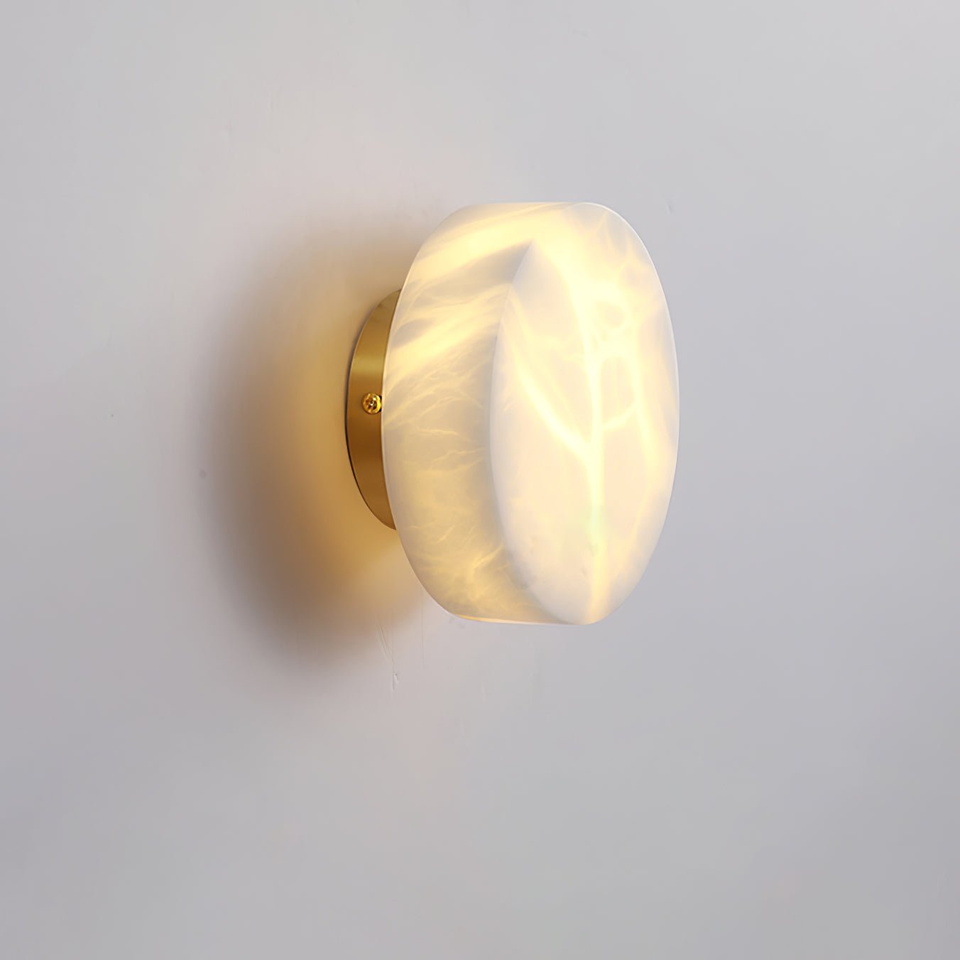 Cylindrical Alabaster Wall Light Dia 7.9″ x H 3″ / Brass & White / Warm Light Wall lamp