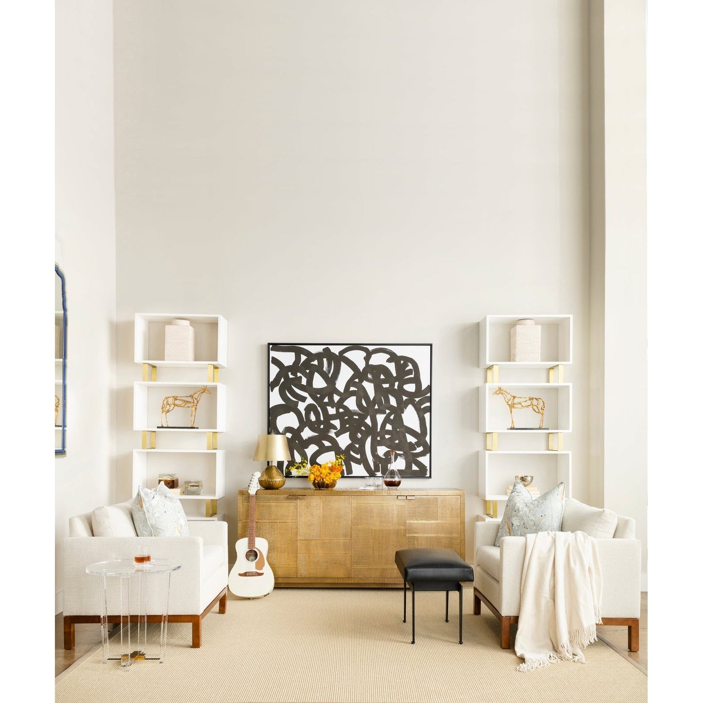 Villa & House Mark 4-Door Cabinet
