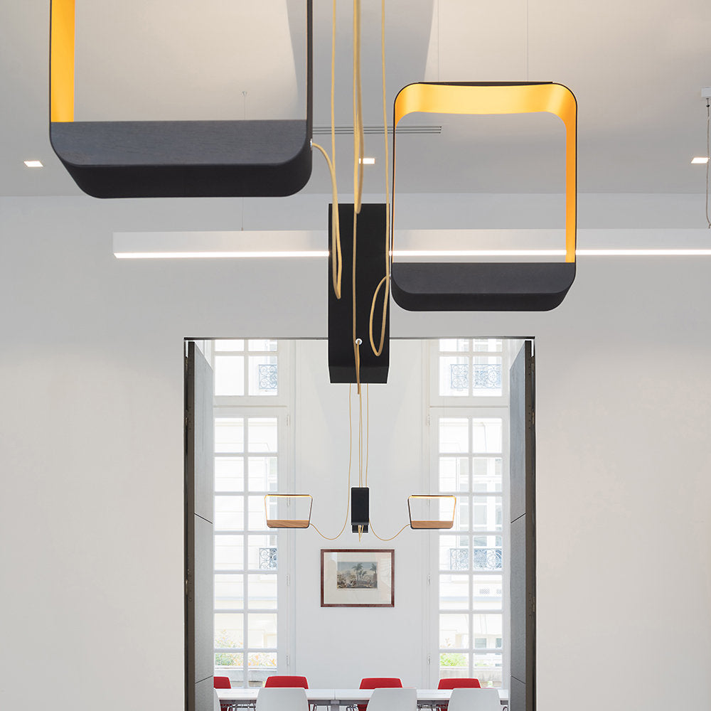 Grand Carre Eau de Lumiere LED Chandelier