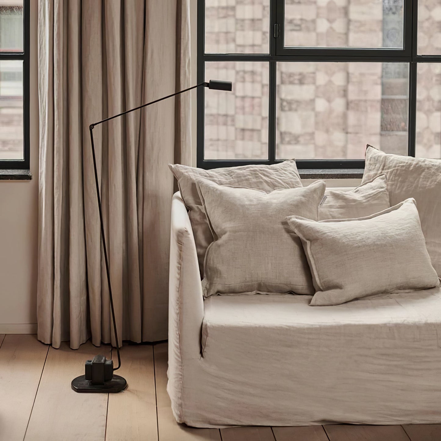 Dynamo Floor Lamp Floor lamp