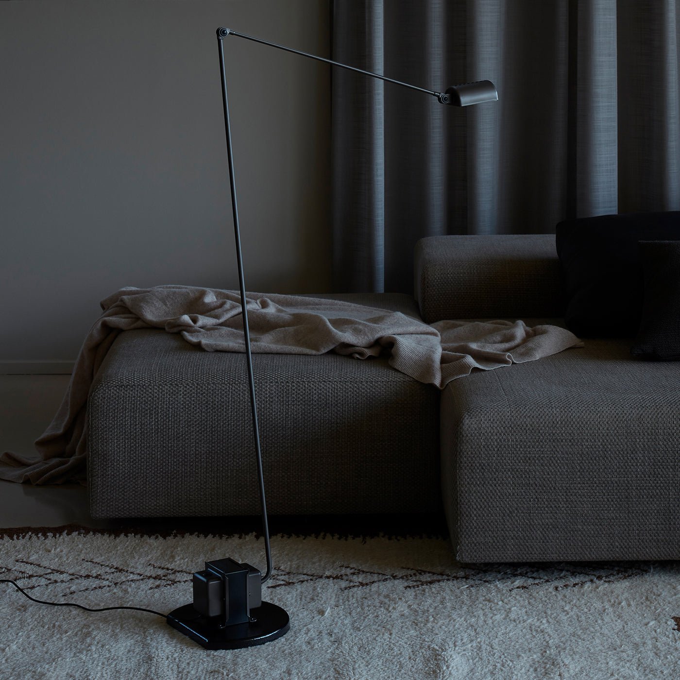 Dynamo Floor Lamp Floor lamp