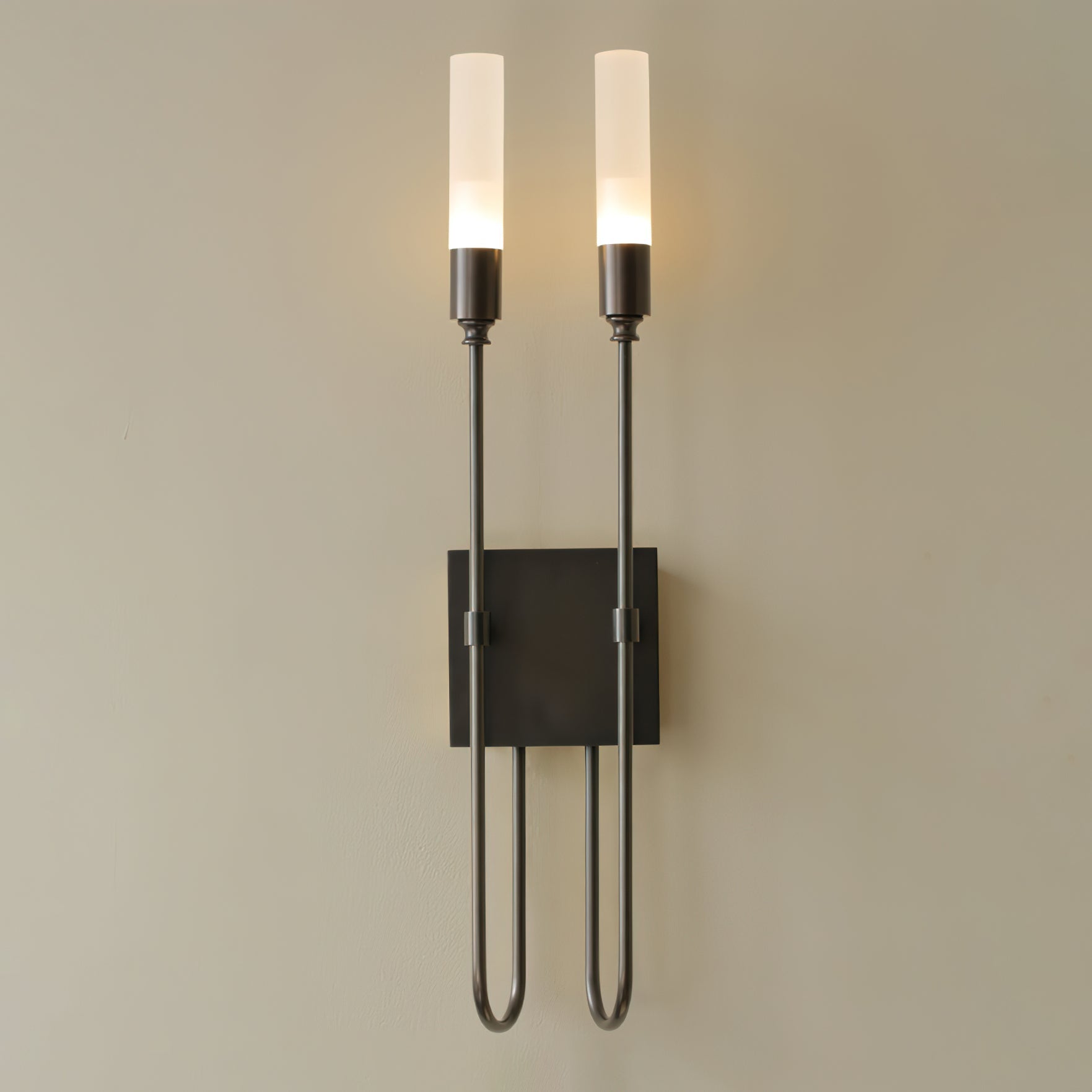 Double Arrow Wall Sconce 1001 Wall lamp