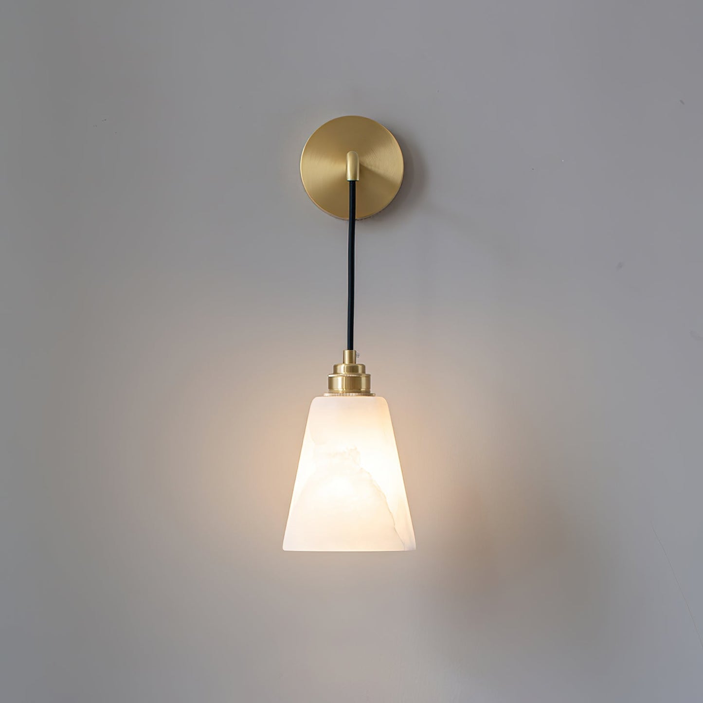 Droplet Alabaster Wall Lamp Dia 4.9″ x H 5.5″ / Gold Wall lamp