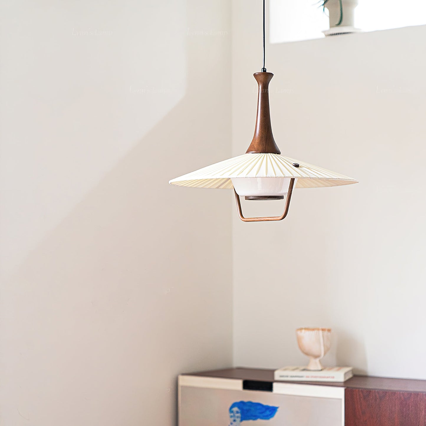 Eikon Pendant Lamp Dia 17.7″ x H 13.8″ / Walnut color & White Pendant light