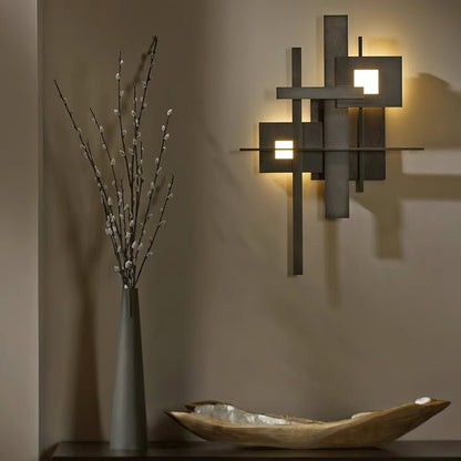 Eithne Planar Wall Lamp ? 18.9″ x H 23.2″ / Black / Warm Light Wall lamp
