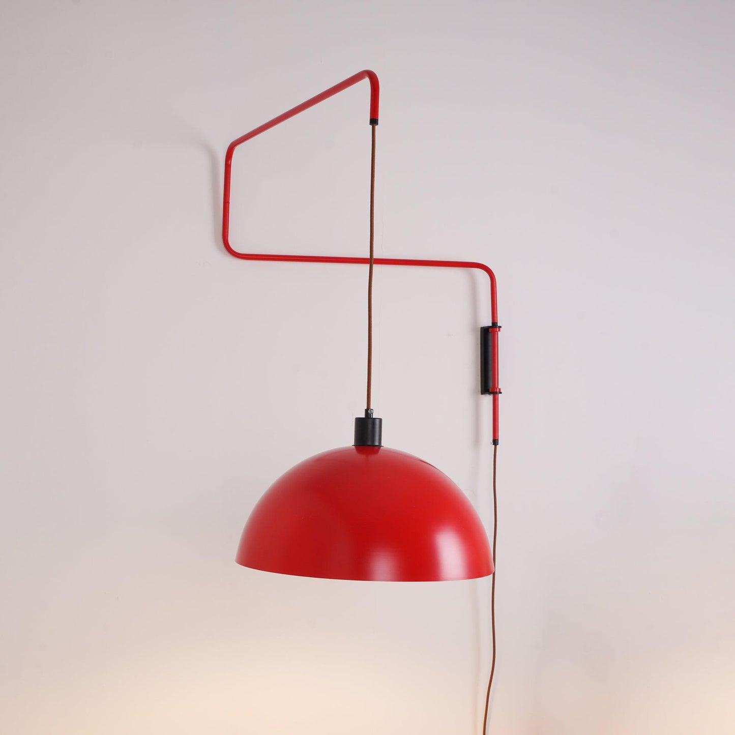 Elio Plug In Wall Lamp Wall lamp