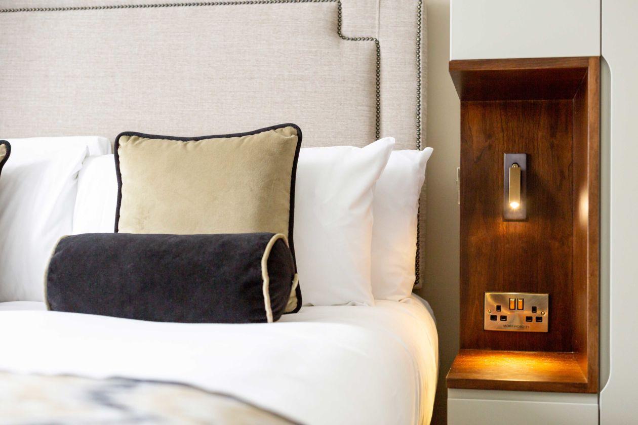 Embedded Bedside Plug-in Sconce 1001 Wall lamp