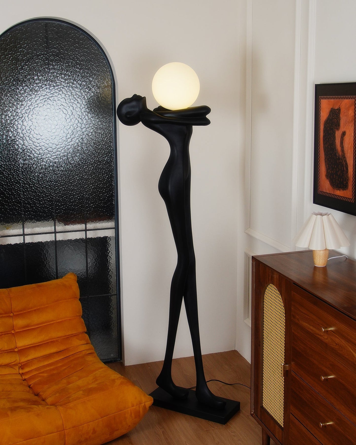 Embrace Ball Sculpture Floor Lamp Floor lamp