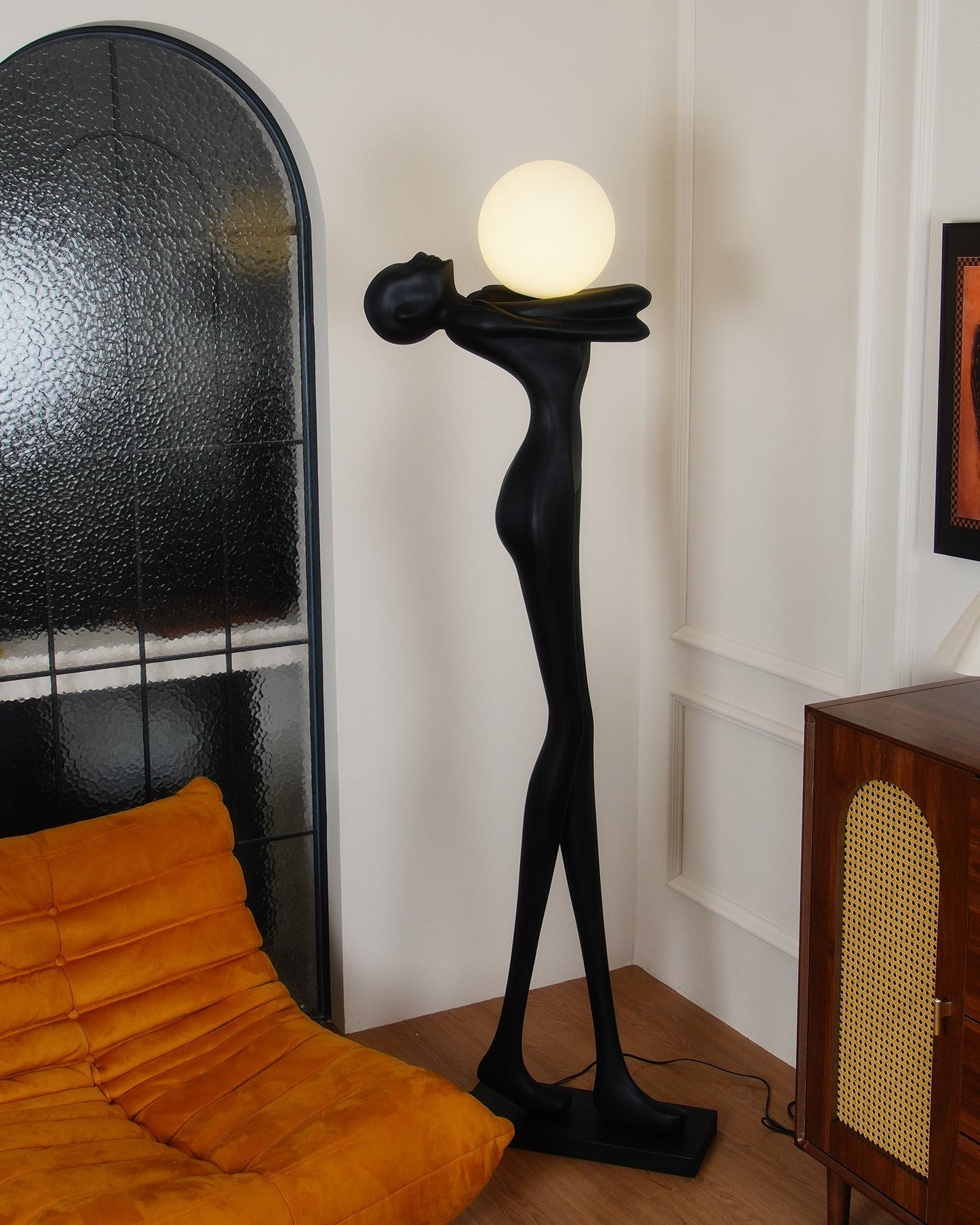 Embrace Ball Sculpture Floor Lamp Floor lamp