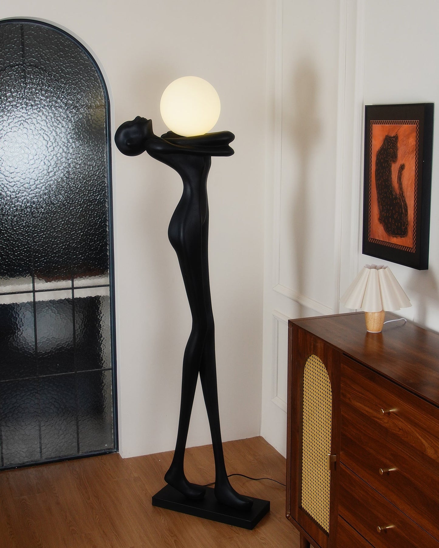 Embrace Ball Sculpture Floor Lamp Floor lamp