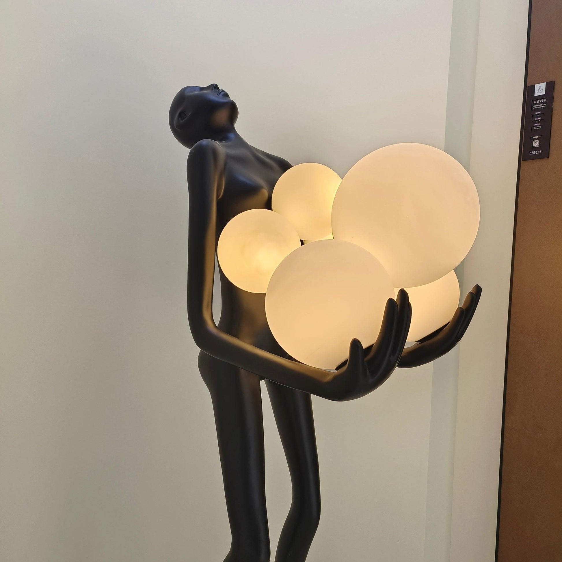Embrace Sculpture Floor Lamp Floor lamp