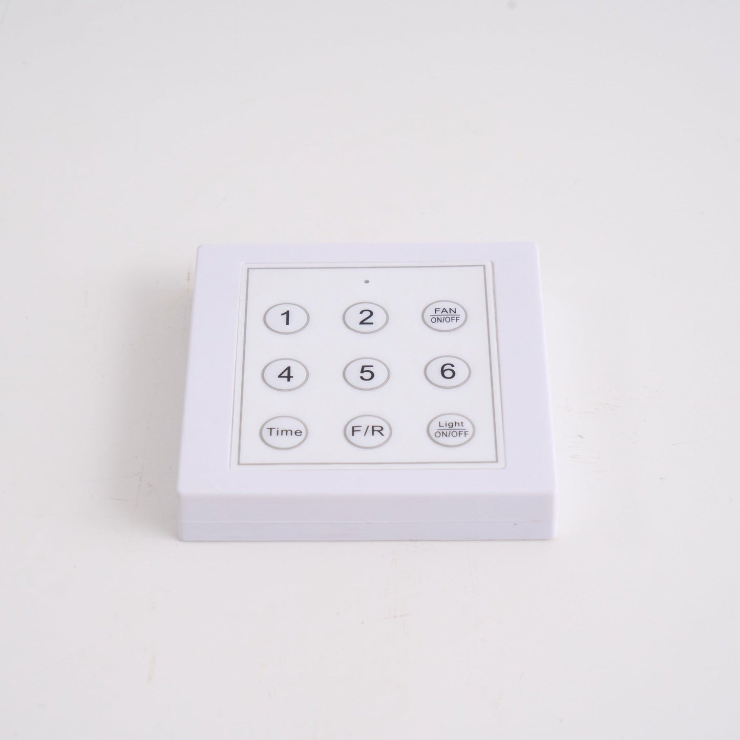 Wireless Wall Switch L 3.3″ x W 3.3″ / White / No delivery if purchased separately 1001 Light source & accessories