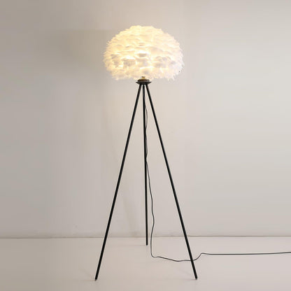Eos Feather Floor Lamp Dia 19.6″ x H 59″/ Dia 50cm x H 150cm / Blakc & White / US plug Floor lamp
