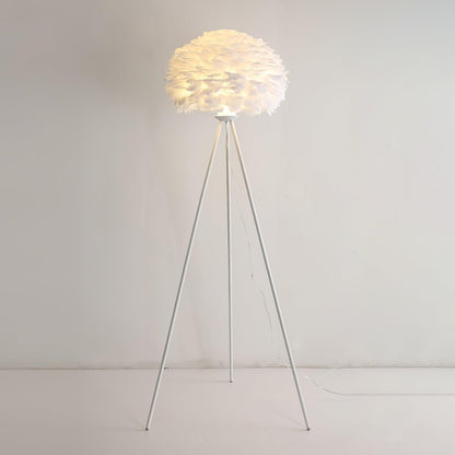 Eos Feather Floor Lamp Dia 19.6″ x H 59″/ Dia 50cm x H 150cm / White & White / US plug Floor lamp