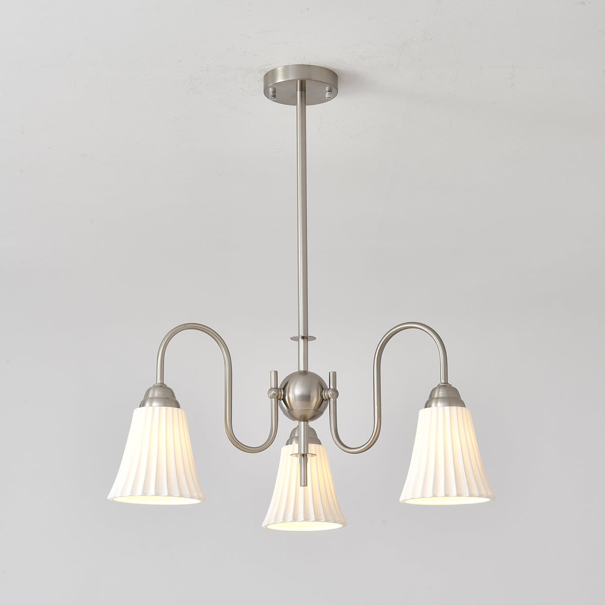 Esther Chandelier 3 heads Dia 24.4″ x H 18.9″ / Dia 62cm x H 48cm / Nickel Chandelier