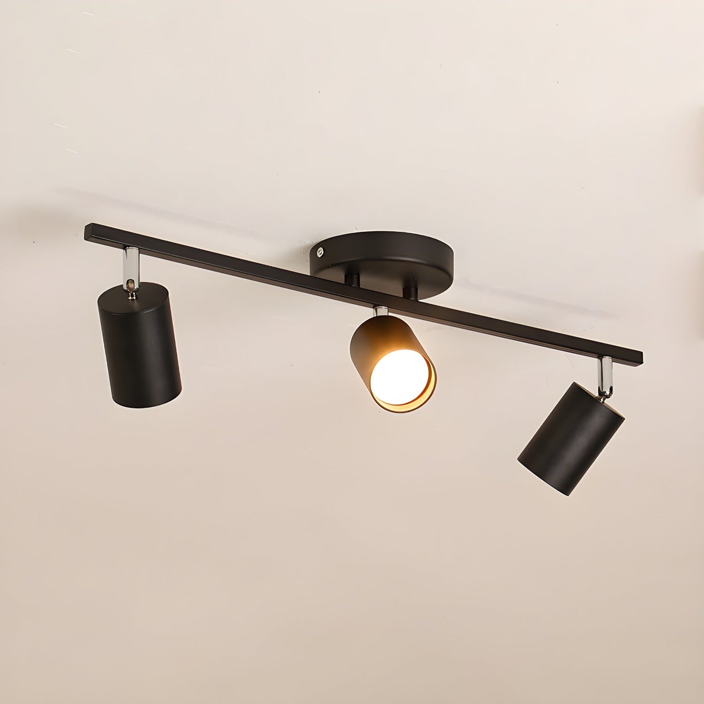 Evanna Ceiling Light 3 heads: L 22″ x H 3.3″ / Black / Warm Light