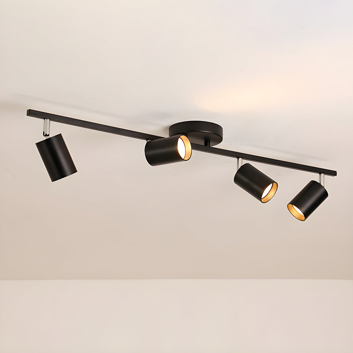 Evanna Ceiling Light 4 heads: L 31.5″ x H 3.3″ / Black / Warm Light