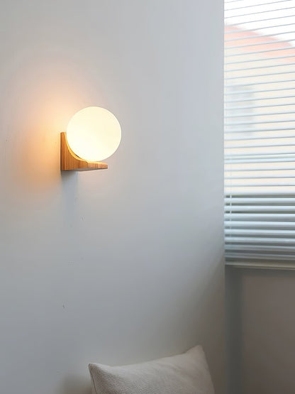 Evelyn Orb Wall Lamp Wall lamp