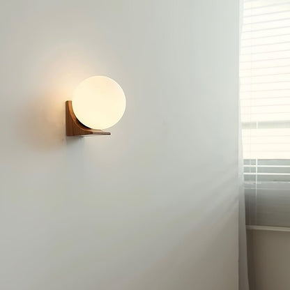 Evelyn Orb Wall Lamp Wall lamp
