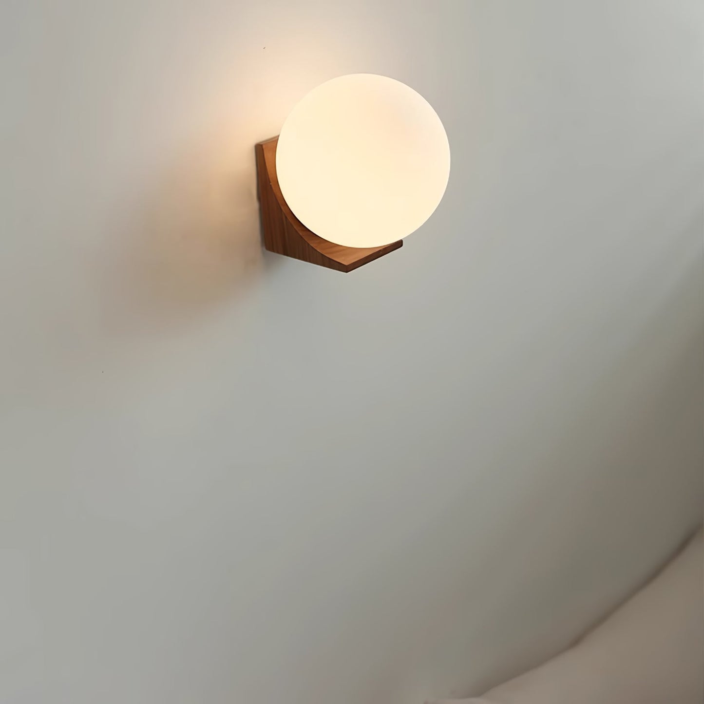 Evelyn Orb Wall Lamp Wall lamp