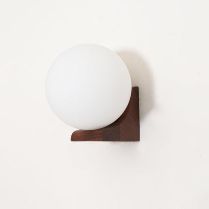 Evelyn Orb Wall Lamp Wall lamp