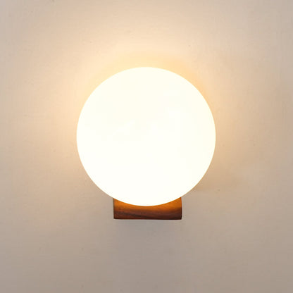 Evelyn Orb Wall Lamp Wall lamp