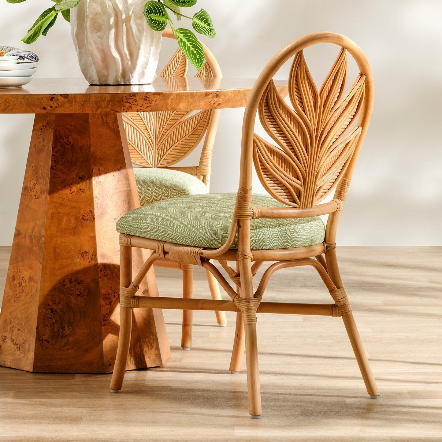Errol Round Dining Table