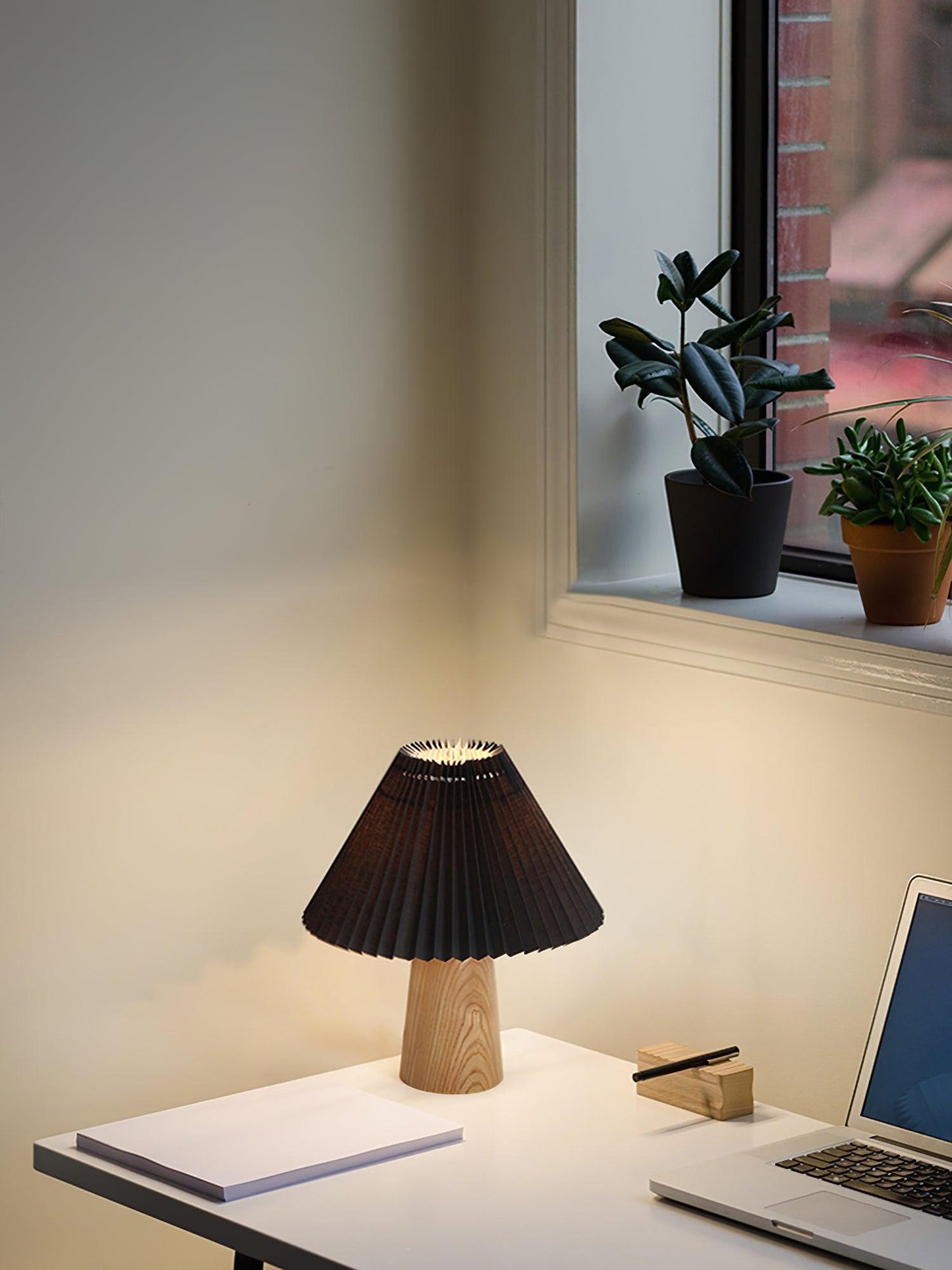 Facet Table Lamp Table lamp