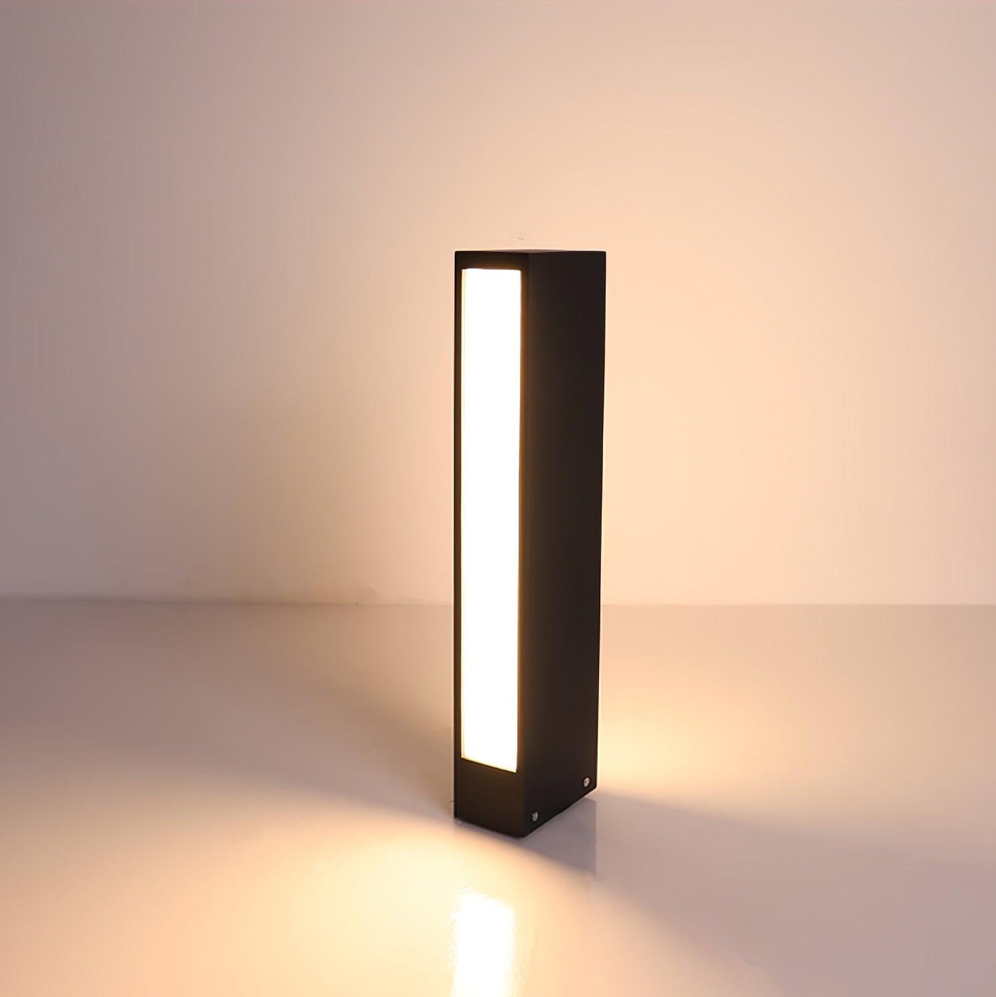 Faro Outdoor Post Lamp Floor lamp
