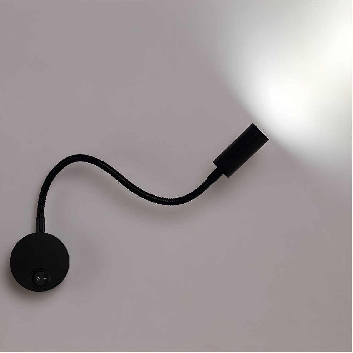 Felix Flex Reading Wall Lamp ? 2.8″ x H 11.8″ / Black / Warm Light 1001 Wall lamp