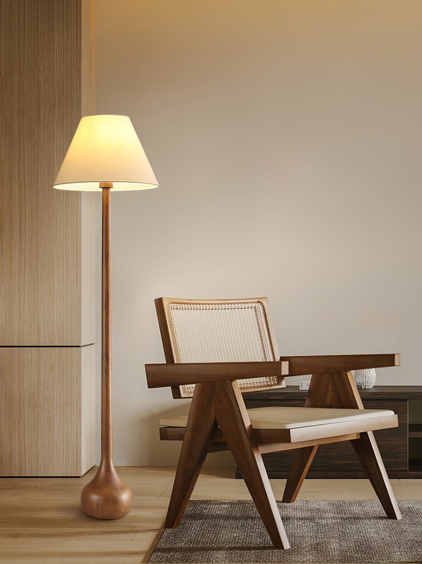 Final Strike Floor Lamp Floor lamp