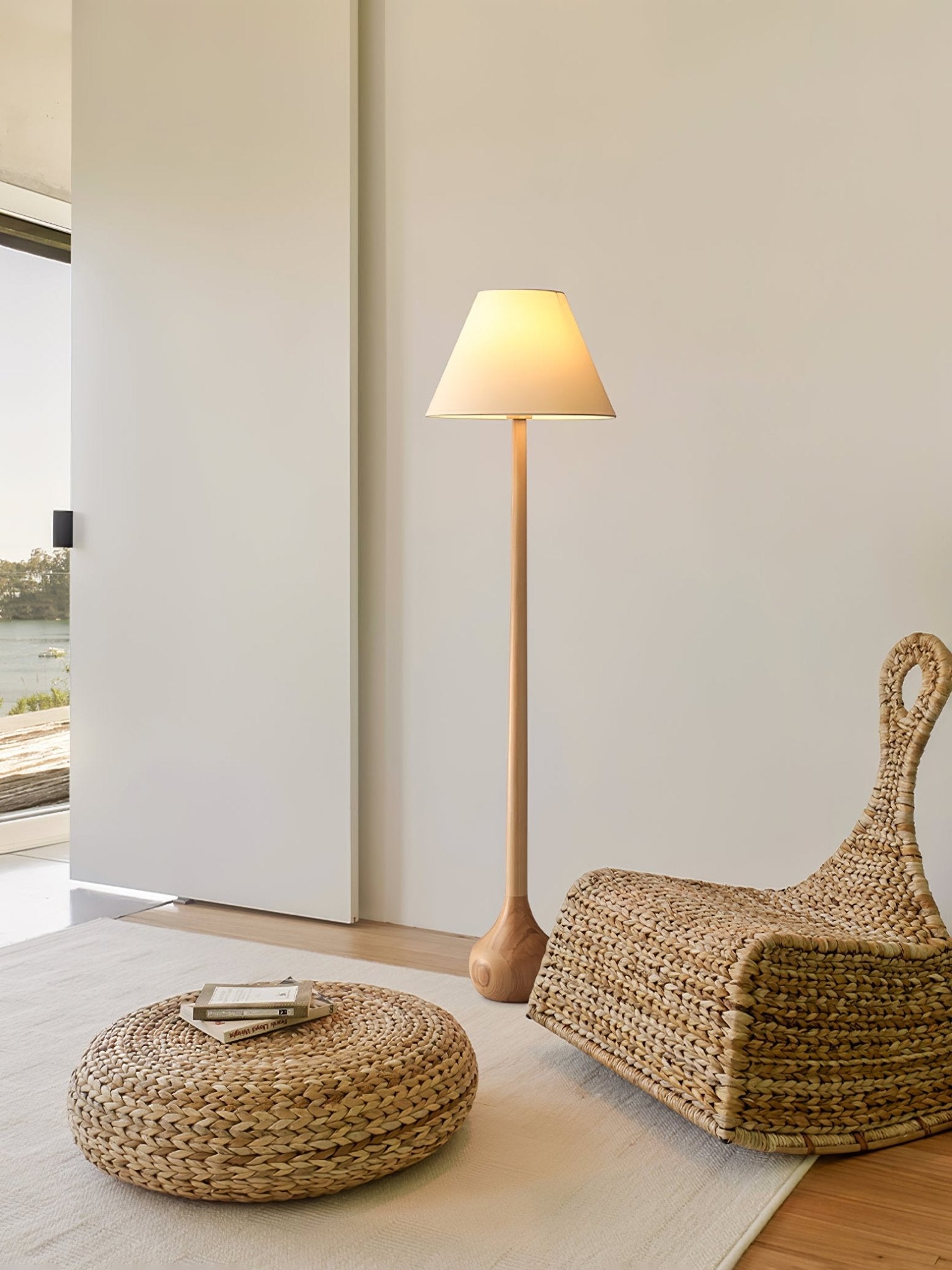 Final Strike Floor Lamp Floor lamp