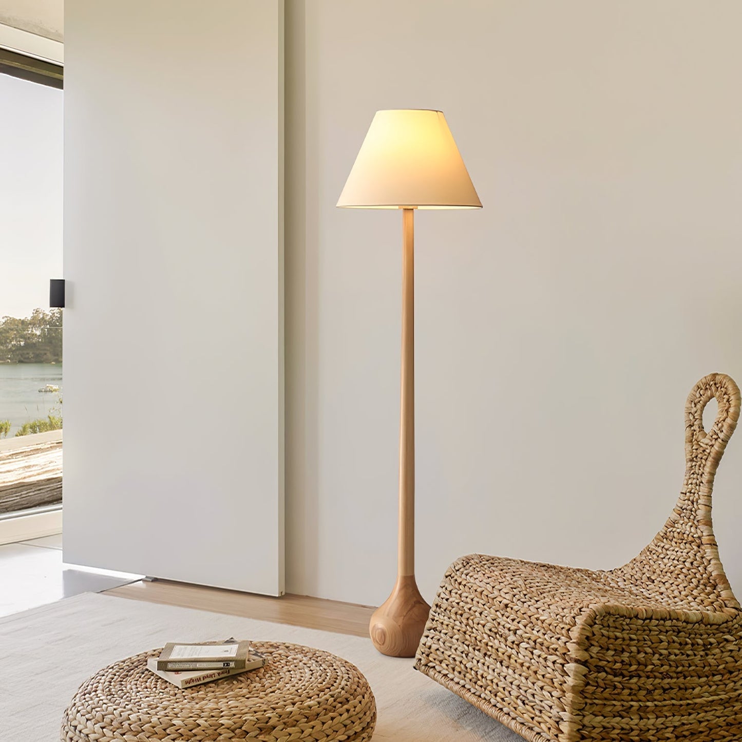Final Strike Floor Lamp Floor lamp