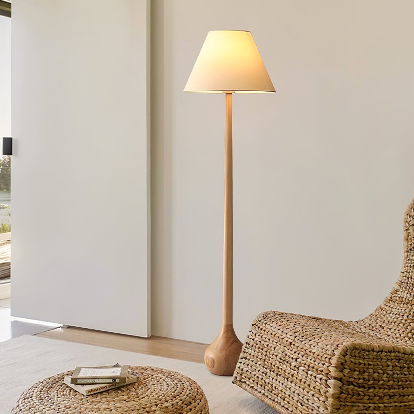 Final Strike Floor Lamp Floor lamp