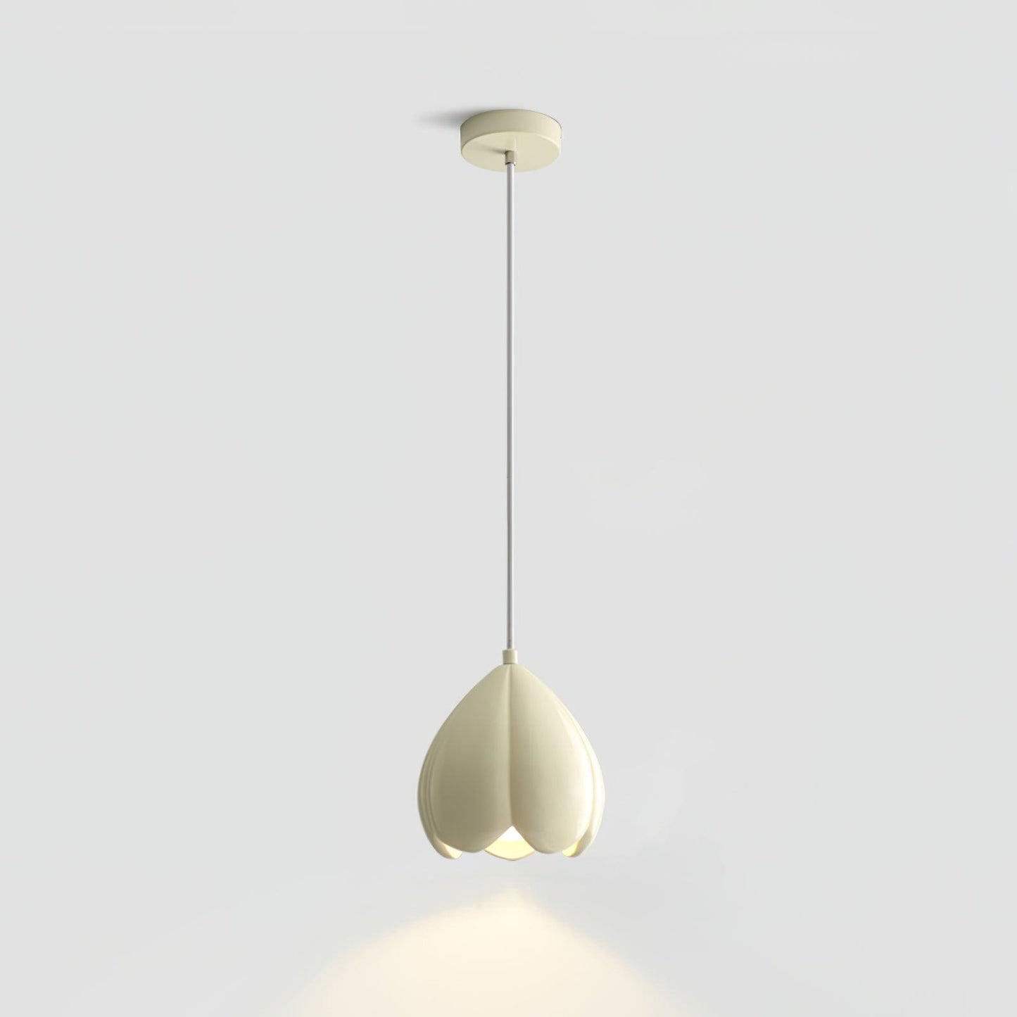 Flower Bud Pendant Lamp Dia 5.9″ x H 6.7″ / Dia 15cm x H 17cm / Beige Pendant light