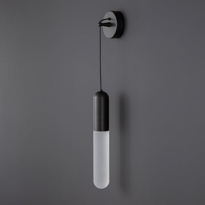 Flume Wall Light L 3.9″ x W 4.3″ x H 17.3″ / L 10cm x W 11cm x H 44cm / Black Wall lamp