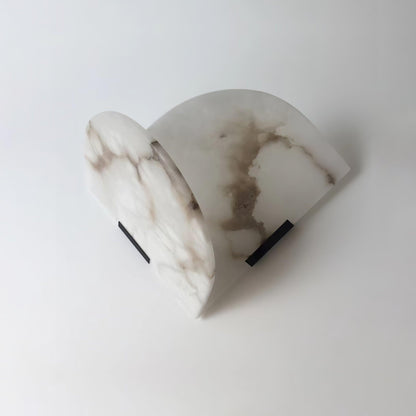 Fly Gaby Wall Lamp Dia 11.8″ x H 7.9″ / Dia 30cm x H 20cm / White & Black Wall lamp