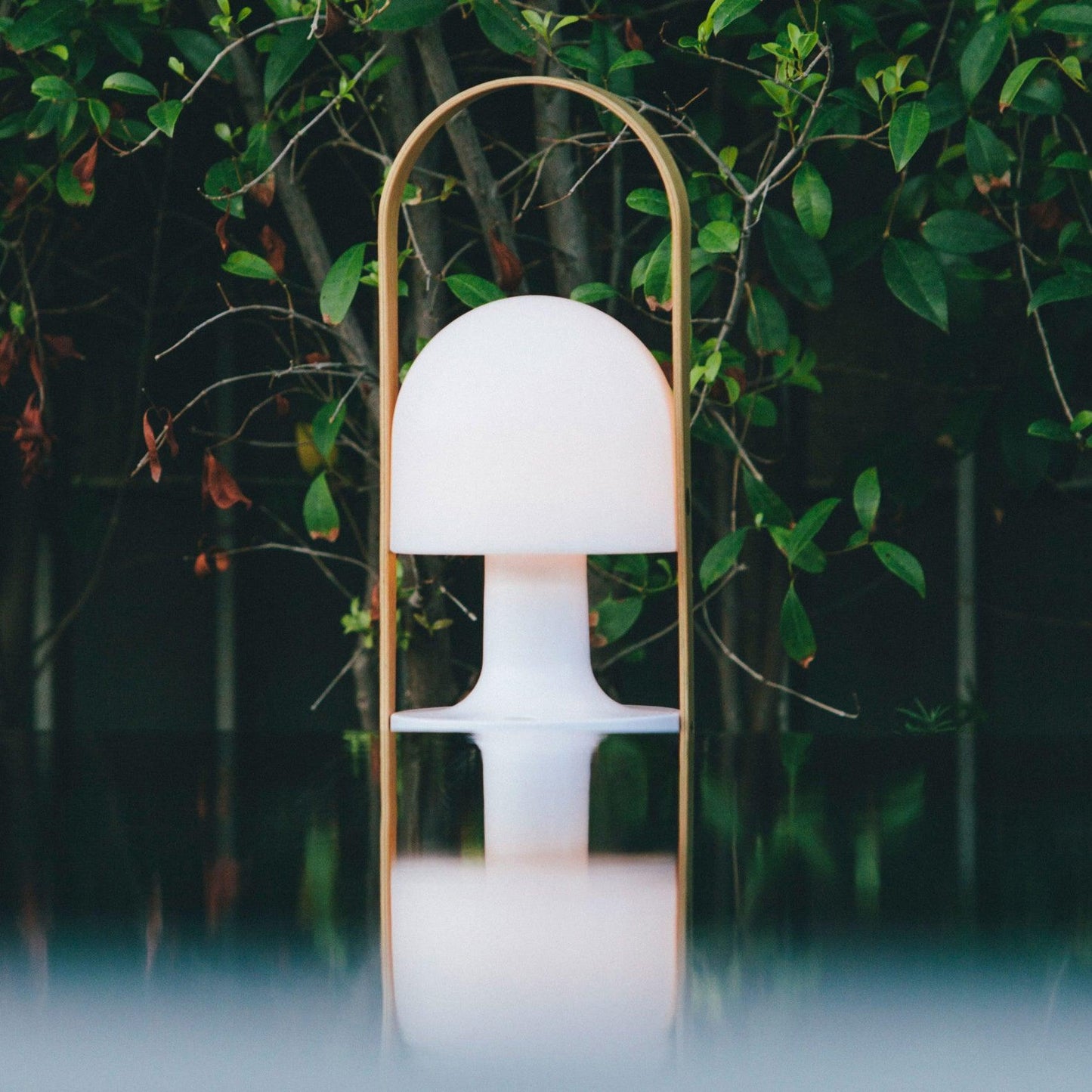 Portable Glass Charging Table Lamp ? 8.3″ x H 20.9″ / Dia 21cm x H 53cm / White / Charge Table lamp