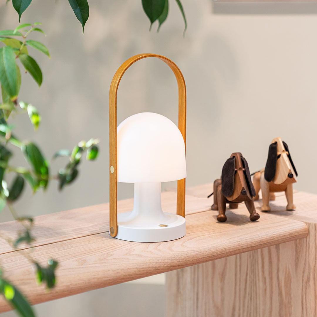 Portable Glass Charging Table Lamp ? 8.3″ x H 20.9″ / Dia 21cm x H 53cm / White / Charge Table lamp